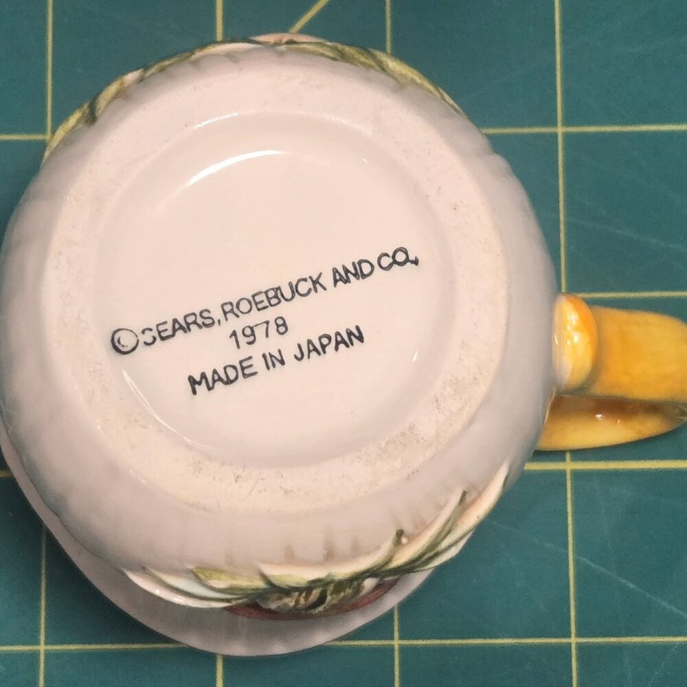 VTG Sears Roebuck and Co. Merry Mushroom Creamer Small Pitcher 1978 Japan - Chip - Picture 4 of 9